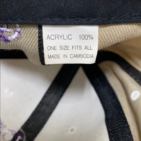 Los Angeles Lakers 2002 Championship Hat - Picture 4 of 4